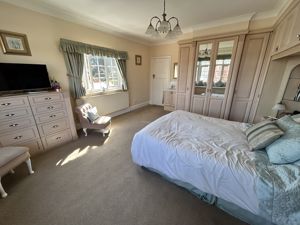 Photo 22- click for photo gallery